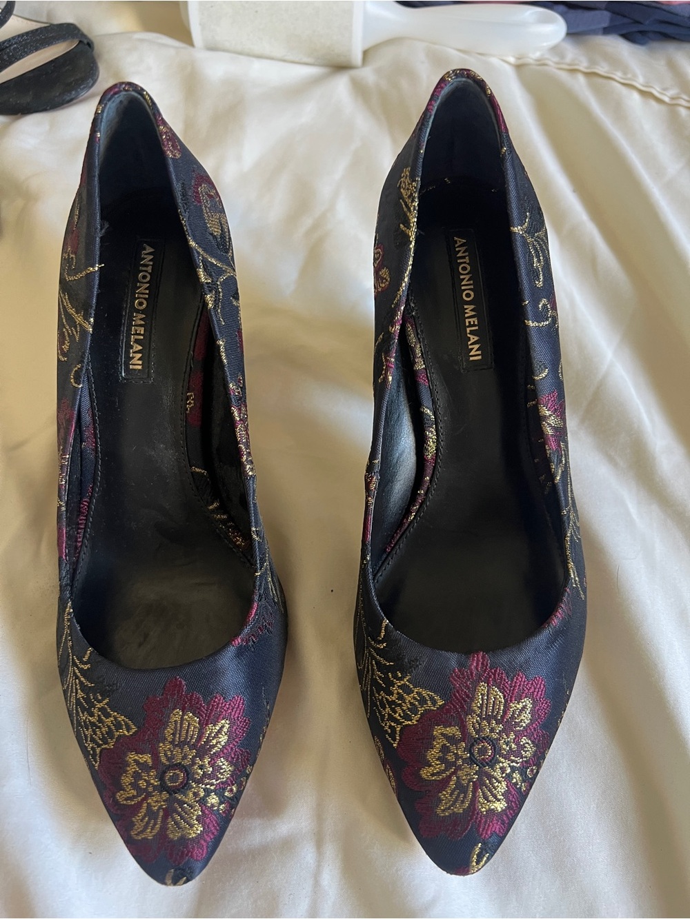 ANTONIO MELANI Navy, Gold and Dark Red Damask Pump with 3.5" block heel.